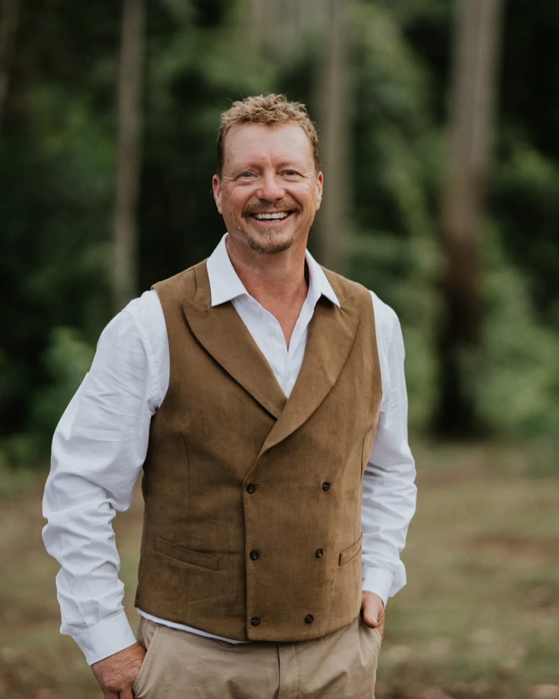 Steven Phillips, Founder of Aluxria